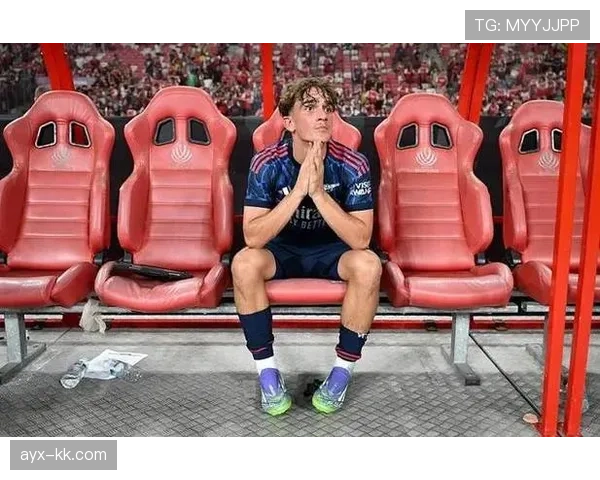 若日尼奥新赛季闪耀登场，中场魔术师尽显技术与领袖风范