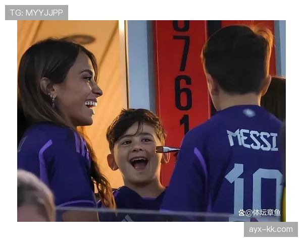 明星球员连场破门创纪录，赛季高潮迭起引球迷热议