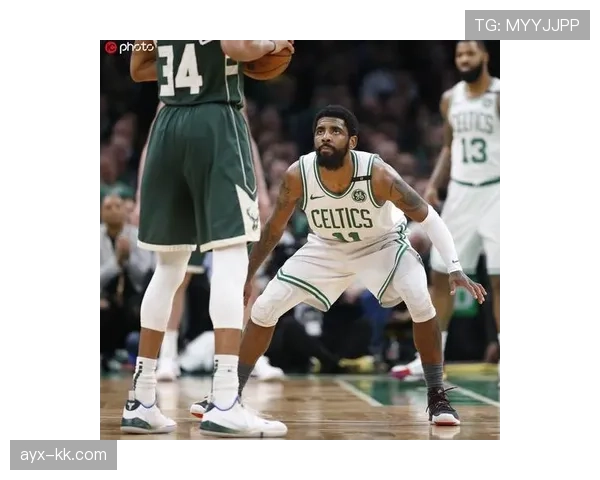 欧文通过背身单打效率提升拉开与同届内线得分差距